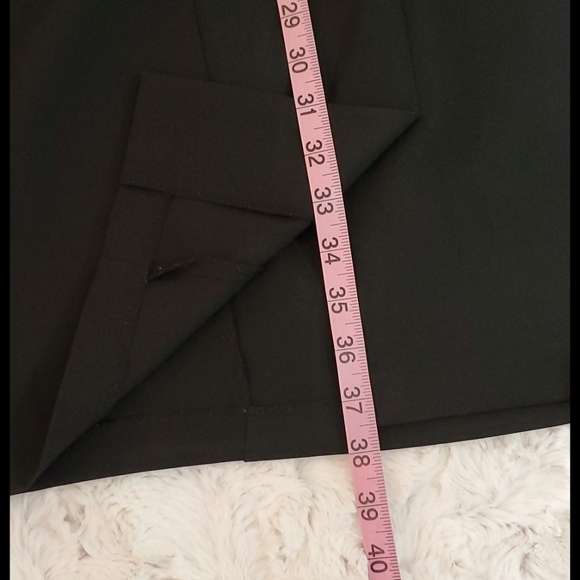 B.Smart Black and white peplum style dress sz.11/12 - Picture 7 of 9